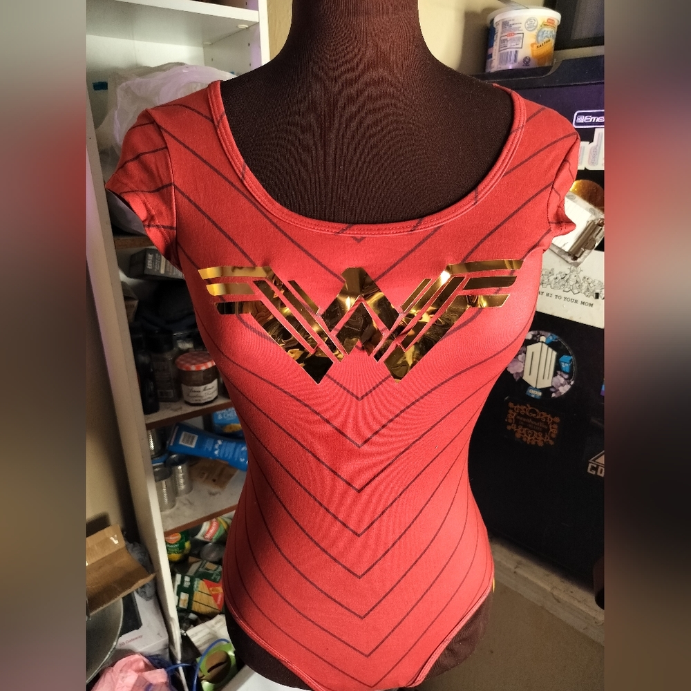 NWOT Undergirl DC Comics Wonder Woman Bodysuit